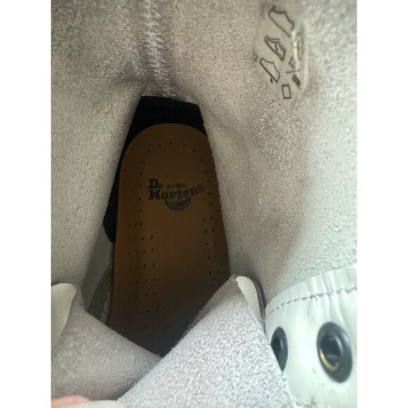 Dr. Martens 1460 Smooth Leather Lace Up Boots In White Size 9 - Picture 10 of 11